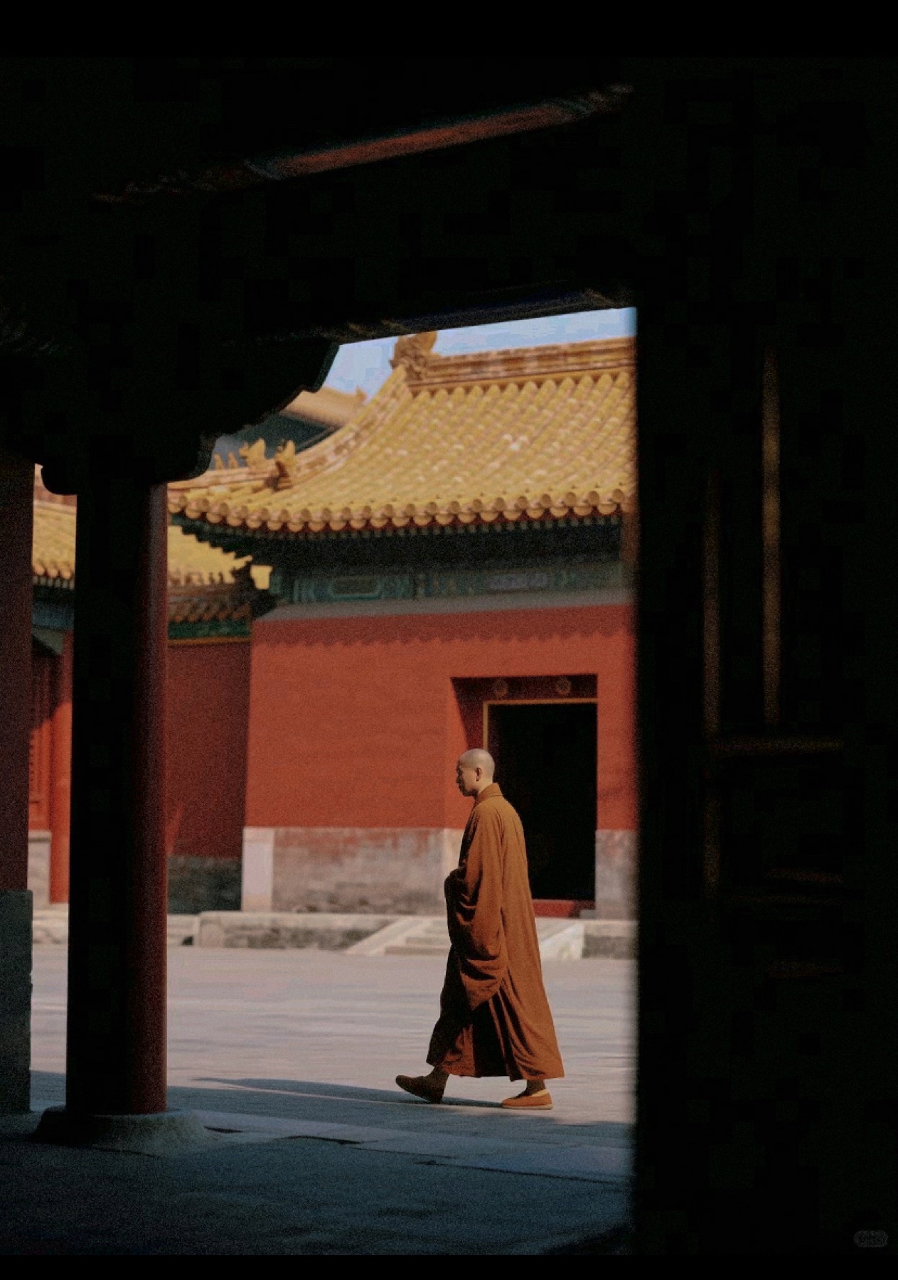 A quiet moment in an imperial courtyard, Beijing